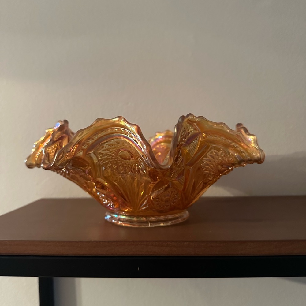 Vintage imperial Glass marigold carnival glass Ruffle bowl